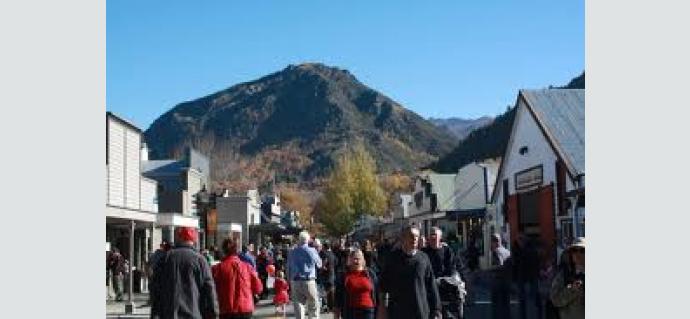 arrowtown_entertainers.jpg